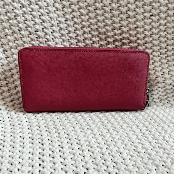 NWOT Michael Kors Wristlet/wallet - Picture 2 of 4